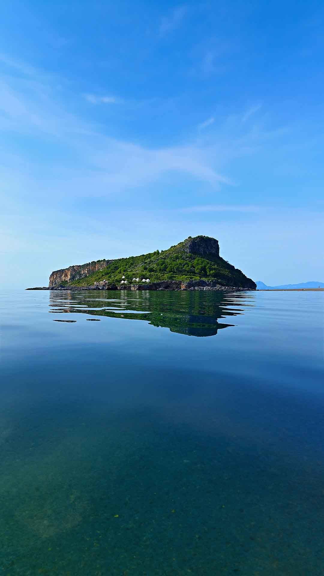 Scogliere Isola di Dino